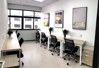 杭州酒店黄棕色沙发